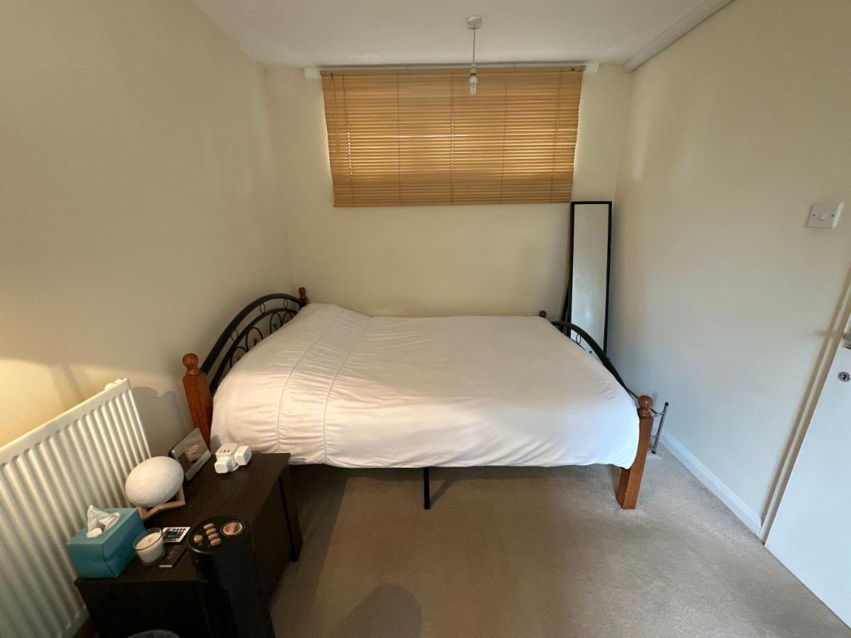 Cozy Room In Shared Home Near Canary Wharf London Exterior foto